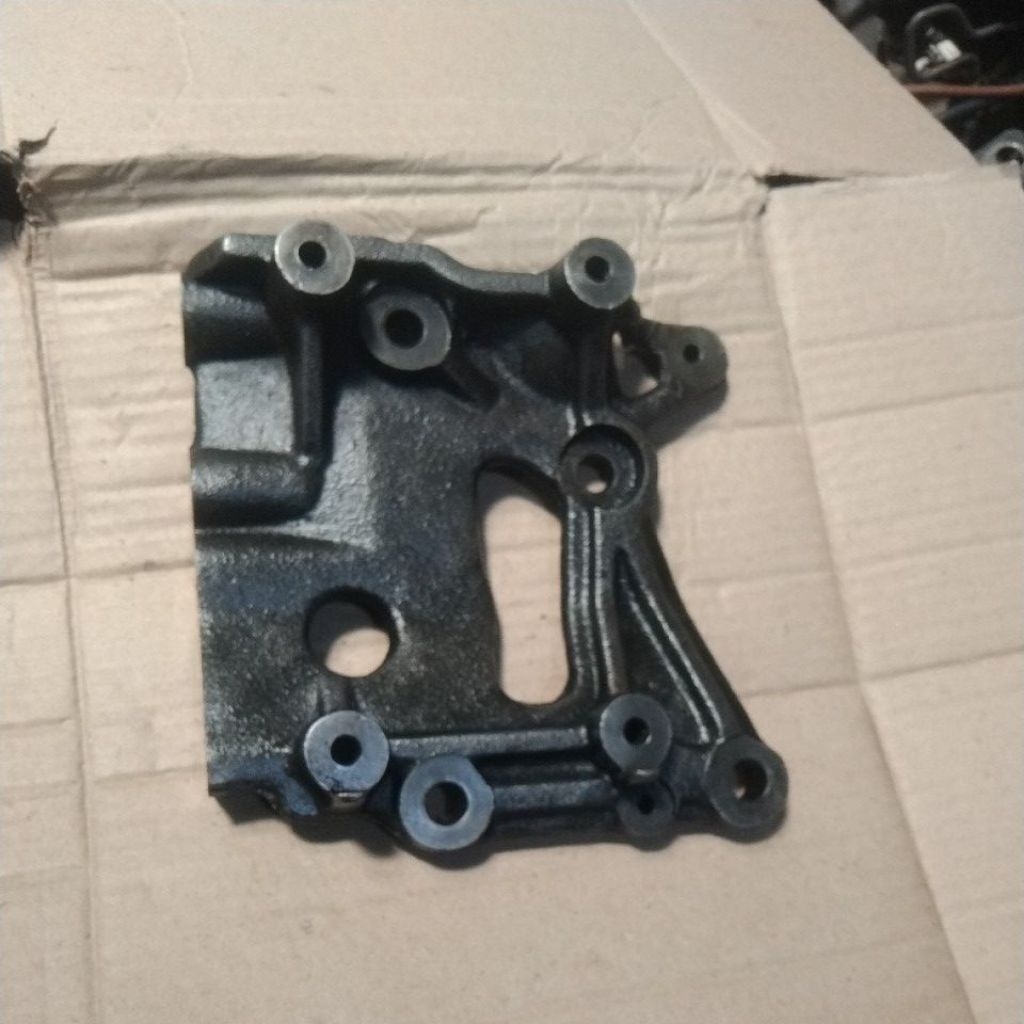 BREAKET DUDUKAN AC DAIHATSU CHARADE CLASSY WINNER COPOTAN ORIGINAL