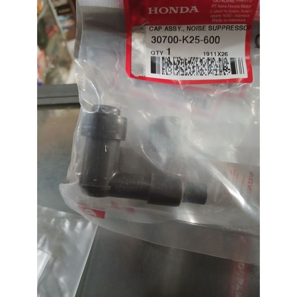 Tutup Busi Honda Beat Original 30700-K25-600
