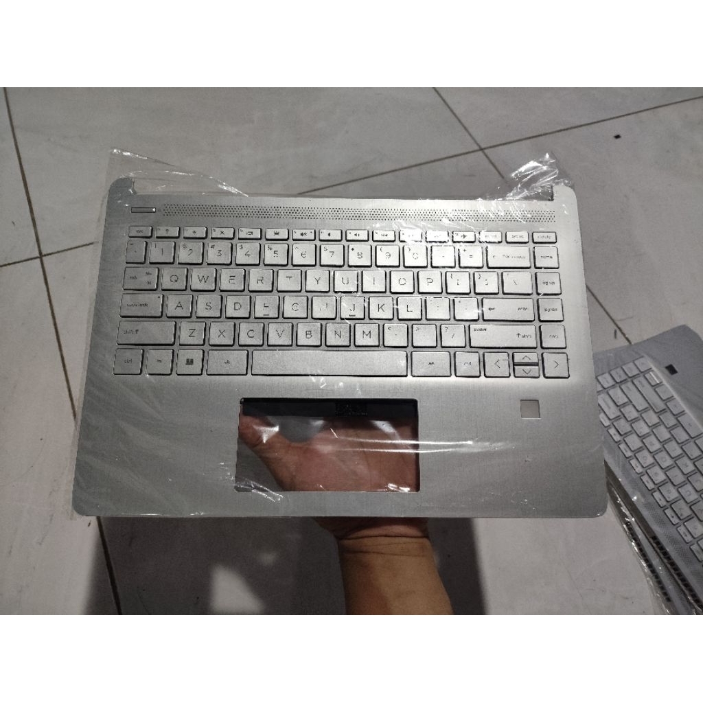 Palmrest Frame Keyboard HP 14s