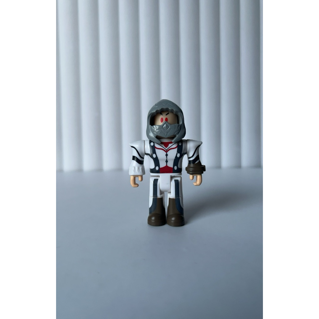 Figure Jazwares Llc. Roblox Series 6 Summoner Tycoon Grey Thief _+ 3 Inci