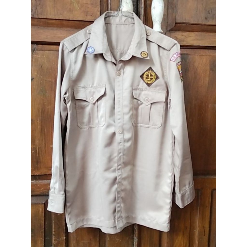 11. pl baju Pramuka