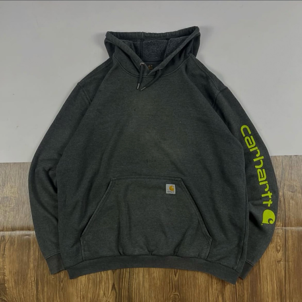 Hoodie Carhart spelout
