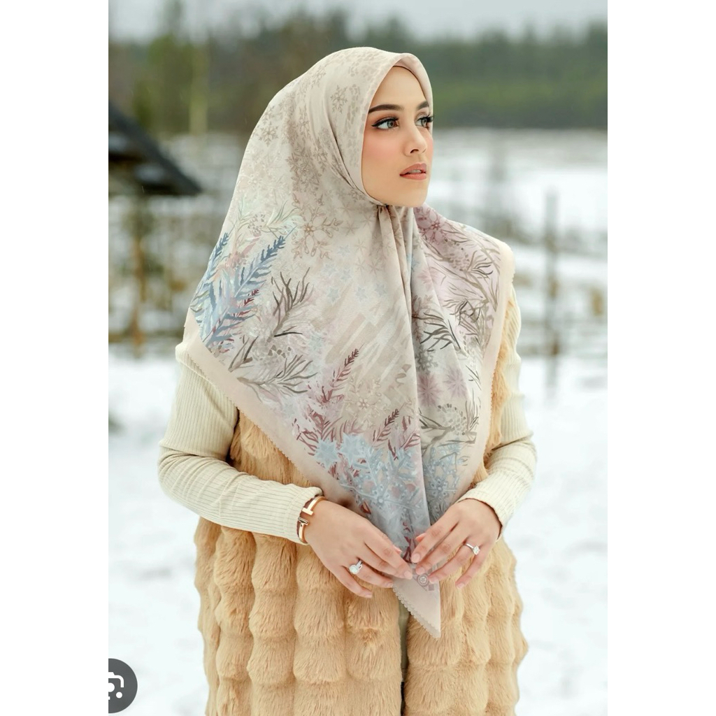 NEW The Frozen series Buttonscarves x Disney