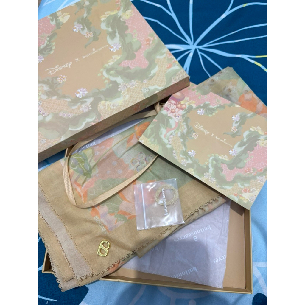 BUTTONSCARVES X DISNEY