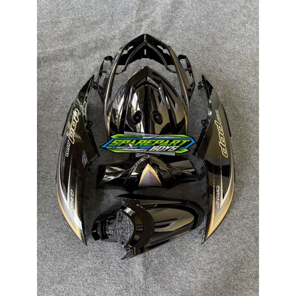 Cover full set body halus Honda beat pop k61 warna hitam glossy plus striping tahun 2014 2015 2016 2