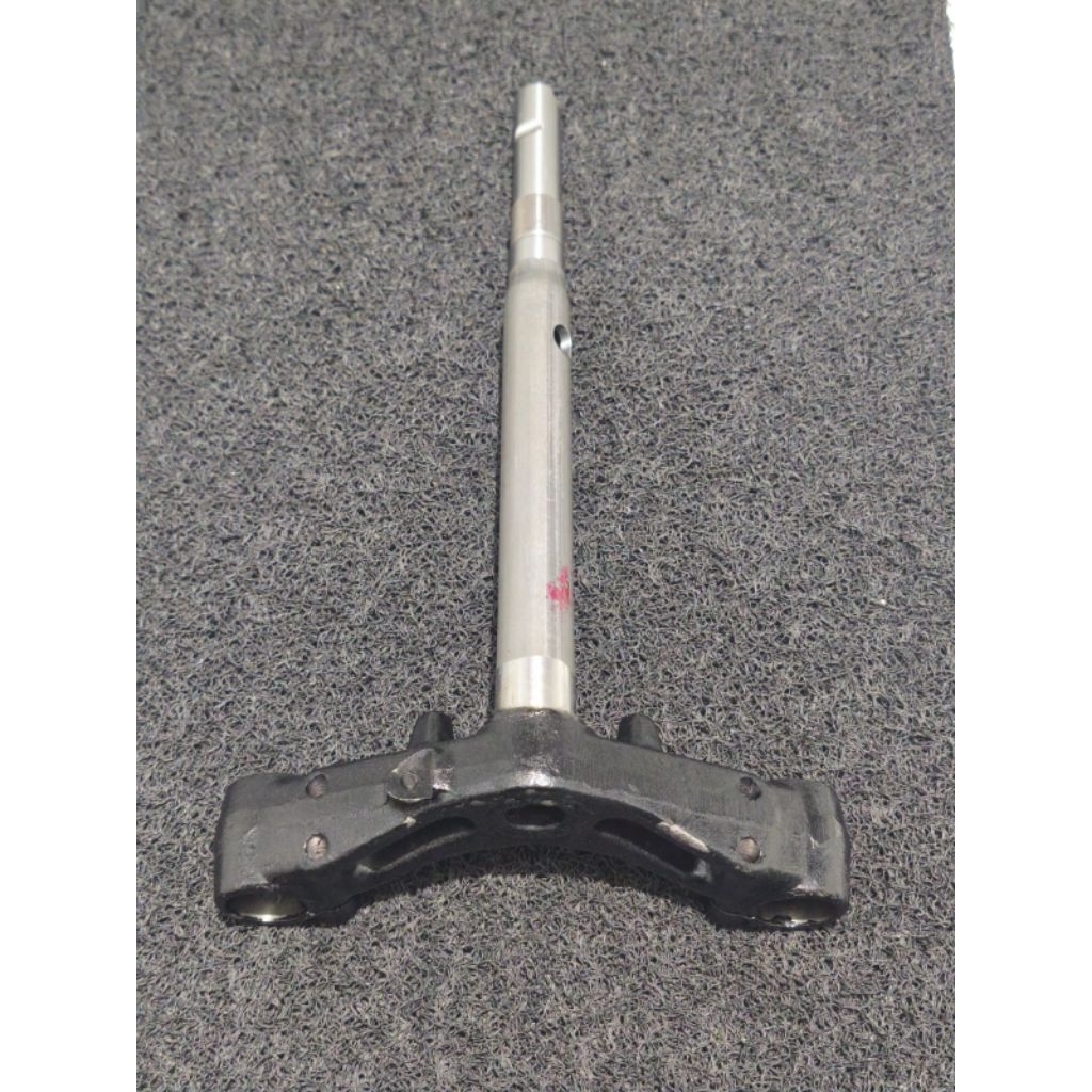 segitiga bawah aerox alpha turbo 155 original