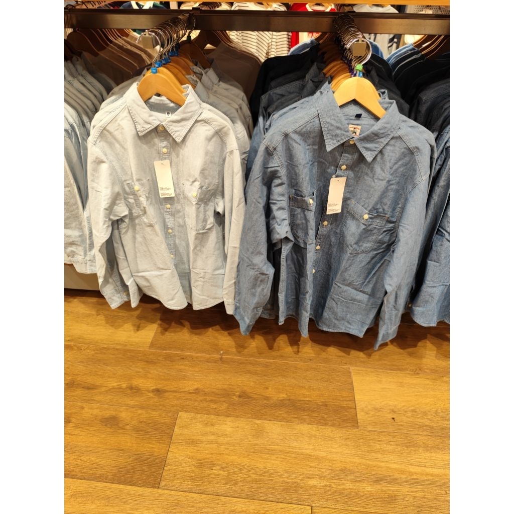 Kemeja Chambray Lengan Panjang Anak Uniqlo (Unisex)