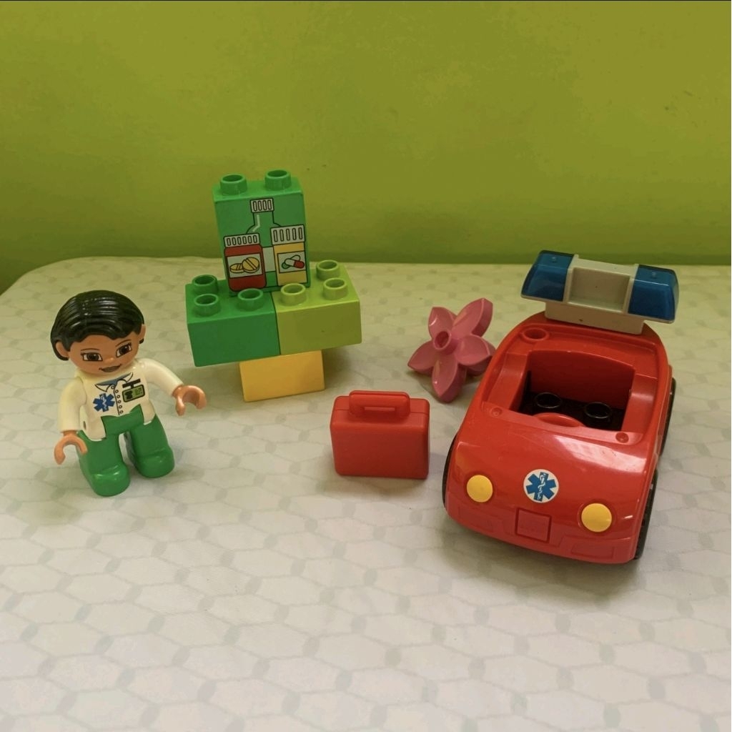 Lego duplo dokter rumah sakit mobil set 5793