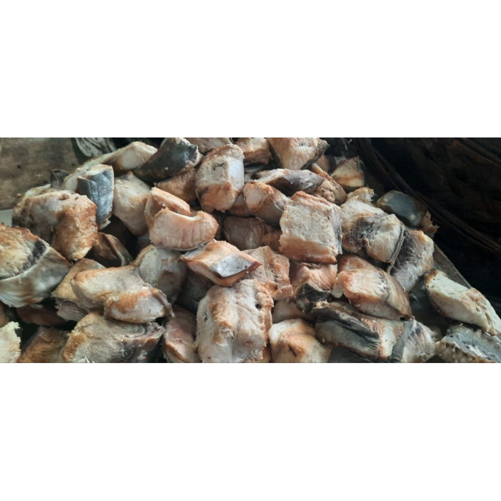 ikan asap cucut 2 biji