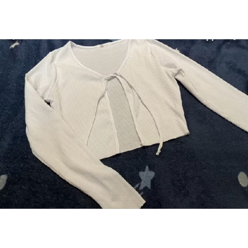 Cardigan Crop Putih Tali