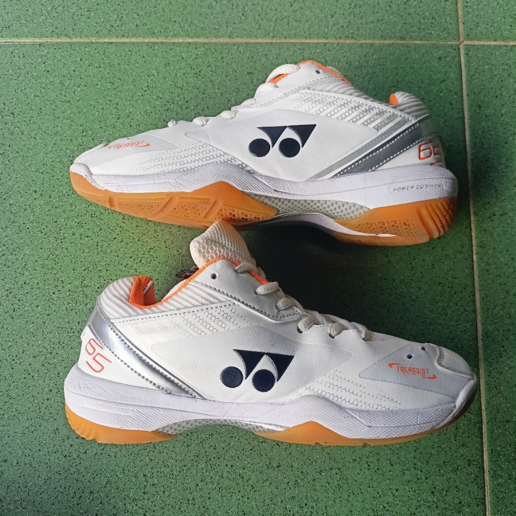 Sepatu badminton yonex SHB 65 (Miror Second)