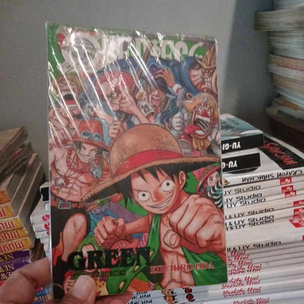 KOMIK ONE PIECE GREEN