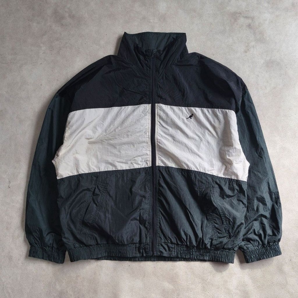 Jaket windbreaker colourblock kangol x zip five