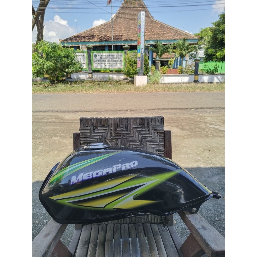 TANGKI MEGAPRO LAMA/MEGAPRO HIU ORIGINAL COPOTAN