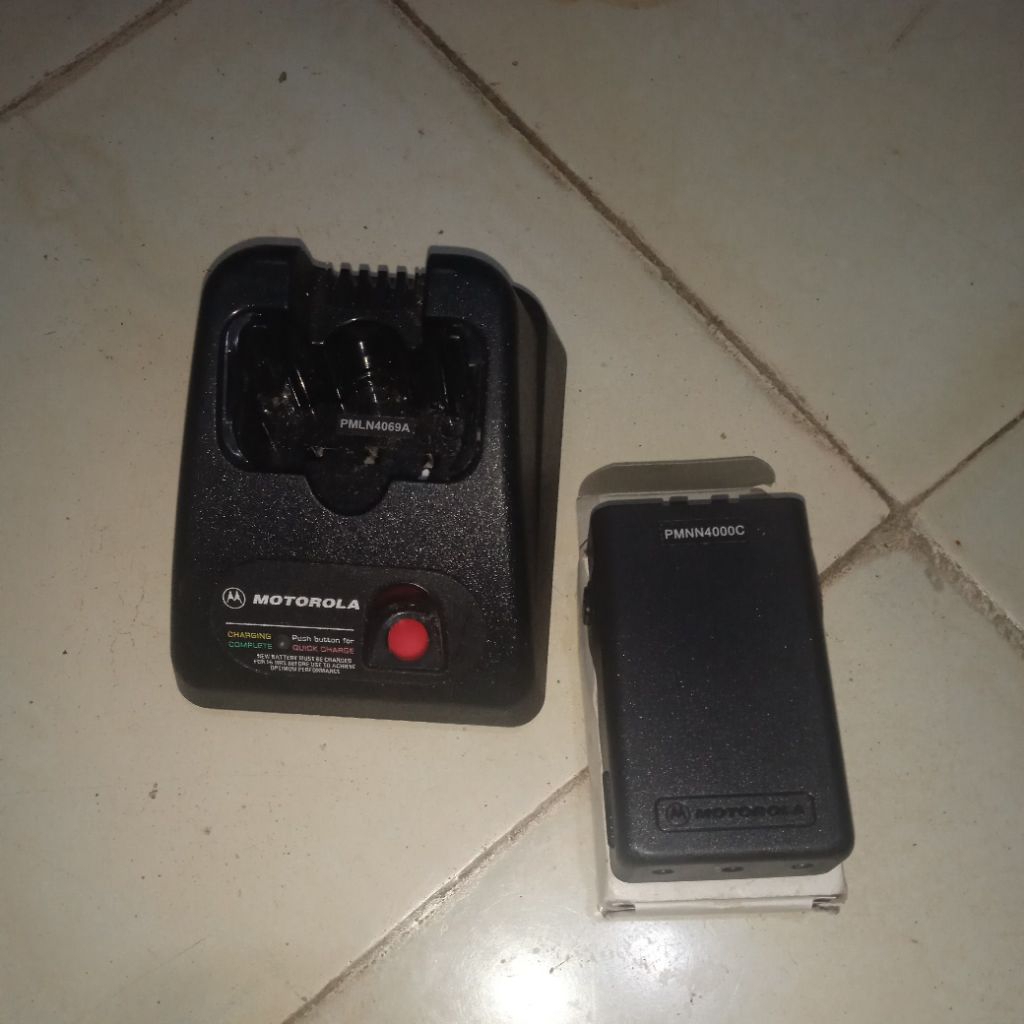 cas  batok Motorola gp68 batre bagus