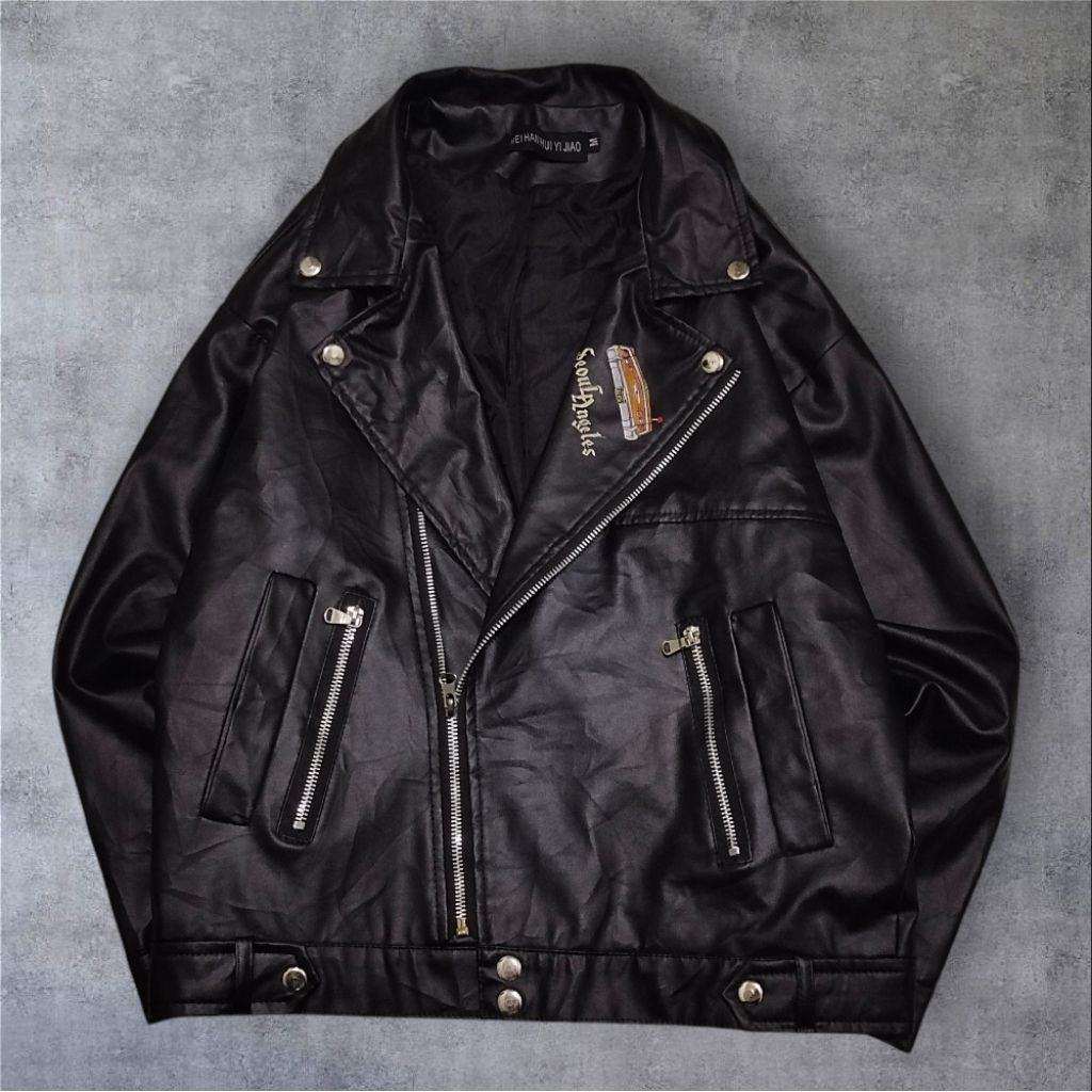 jacket kulit ramones by mei Han scn brand original. ( sintetis)