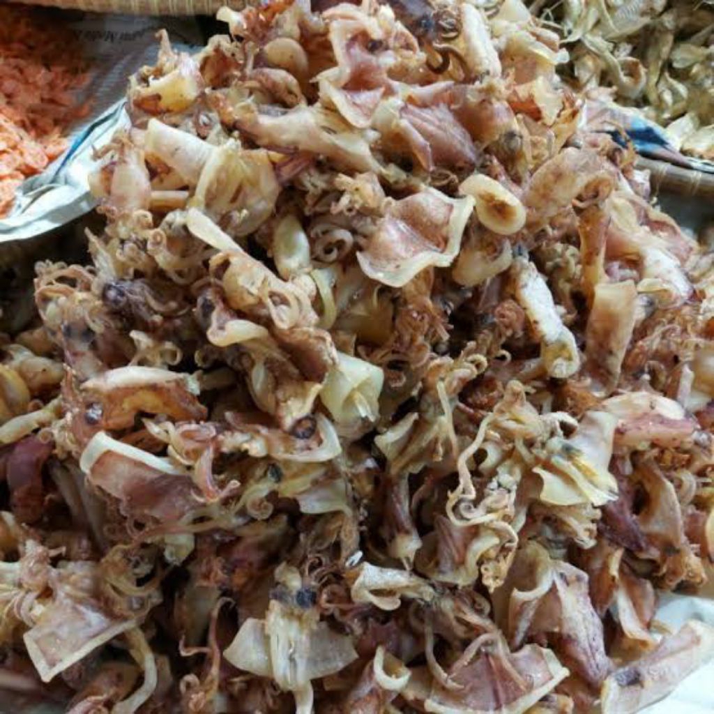 Sotong belah asin/ cumi belah asin 100gram