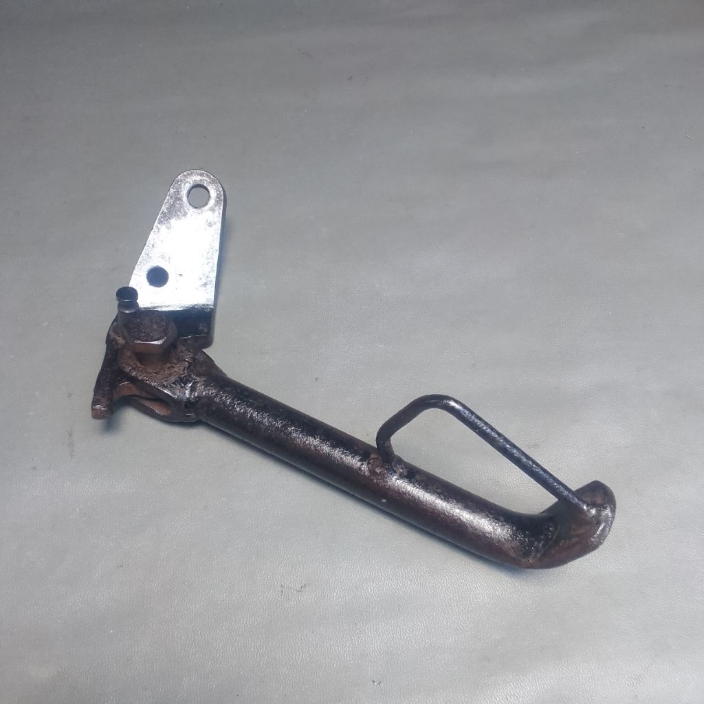 standar samping set breket Kawasaki ZX 130 original second
