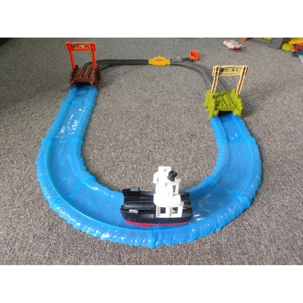 Thomas and friends trackmaster preloved