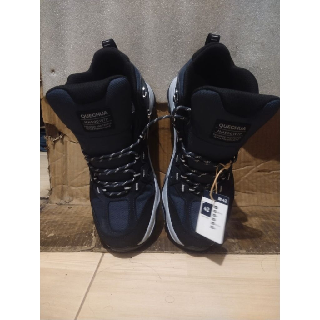 Quechua MH500 High Waterproof size 42