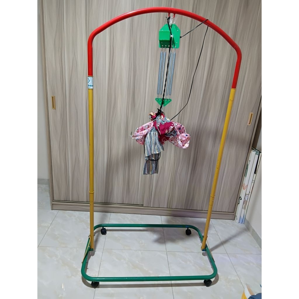 ayunan tiang besi jumbo bekas/masih mulus