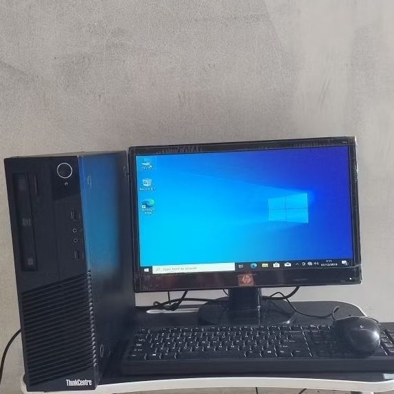 PC LENOVO & MONITOR CORE I5 GEN 4 RAM 8GB HDD 500GB(Paket lengkap)