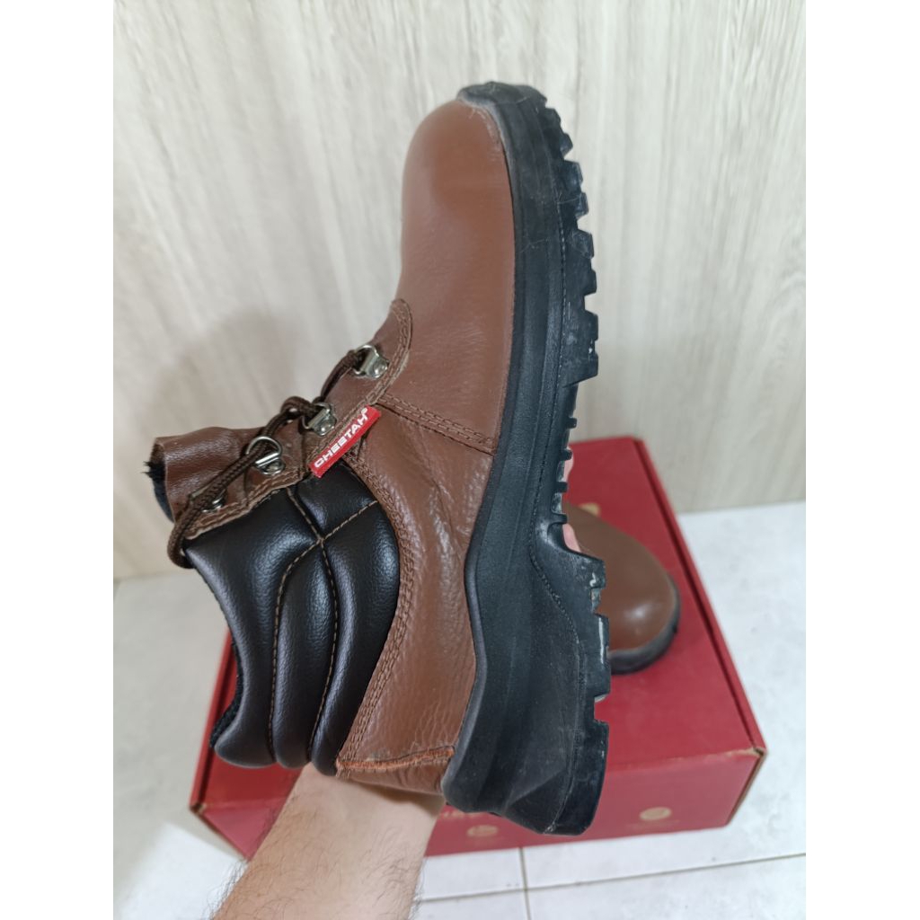 Sepatu Safety Chetah Brown 41