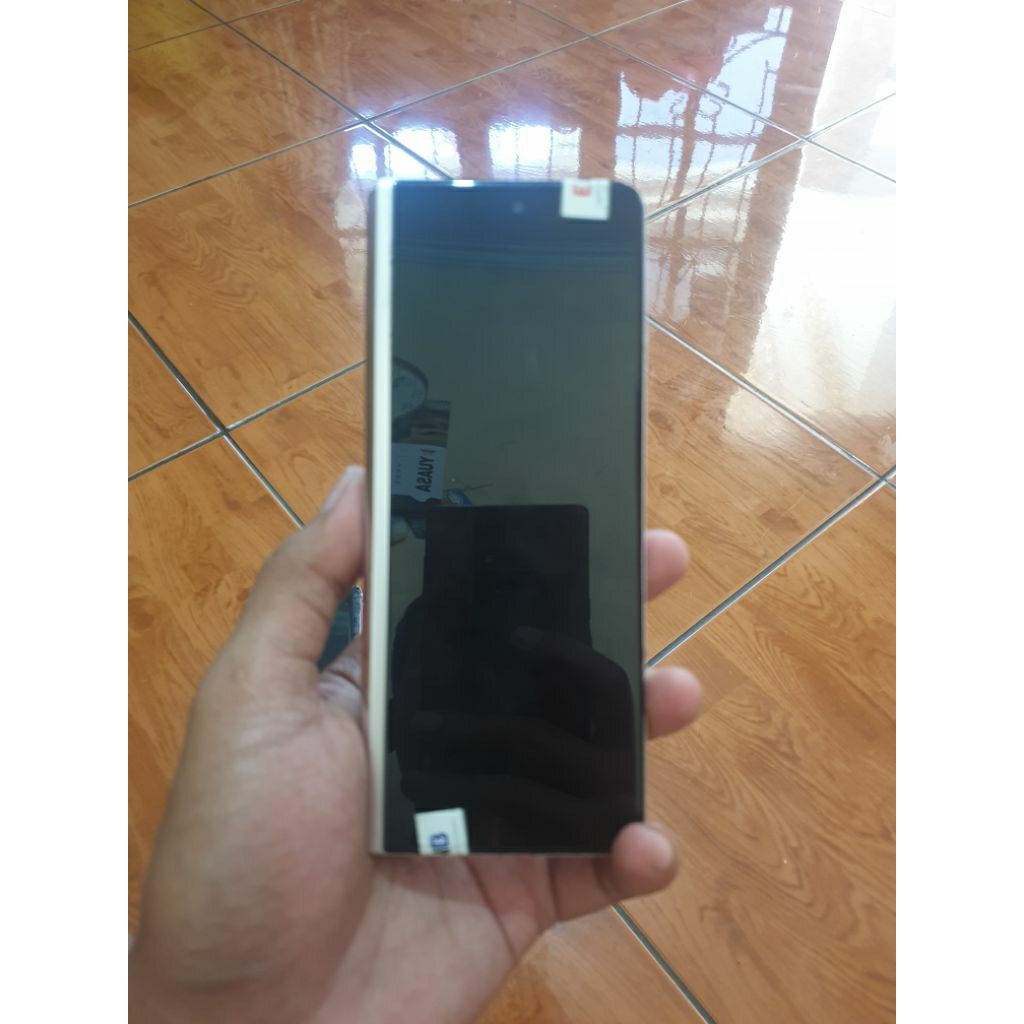 Samsung Galaxy Z Fold 3 12/256 (minusan)