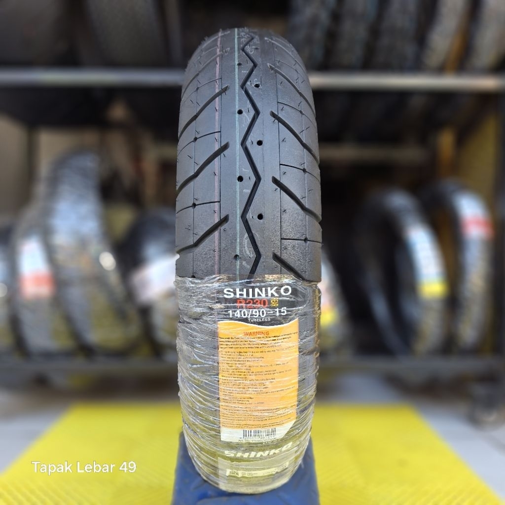 SHINKO 230 Tour Master 140/90-15 Rear Ring 15 Tubeless 76V Ban Motor Cruiser dan Touring Moge Harley