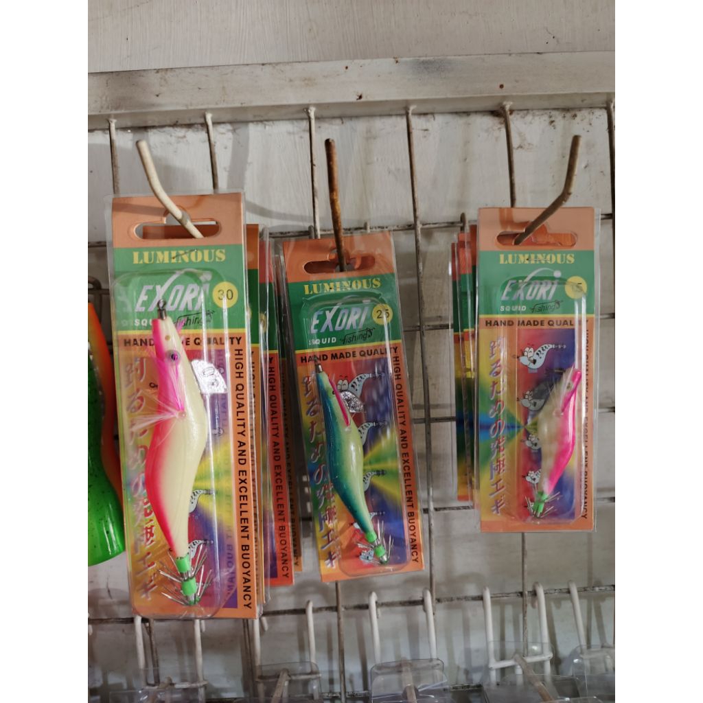 DAIDO SQUID JIG - UMBRELLA JIG 381, GLOW IN THE DARK