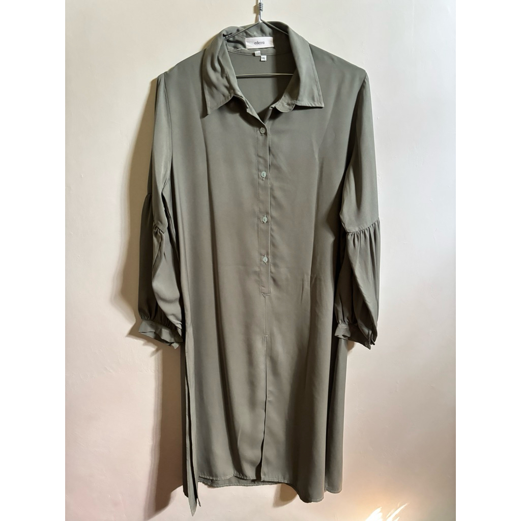 Preloved Tunik ederra warna sage green