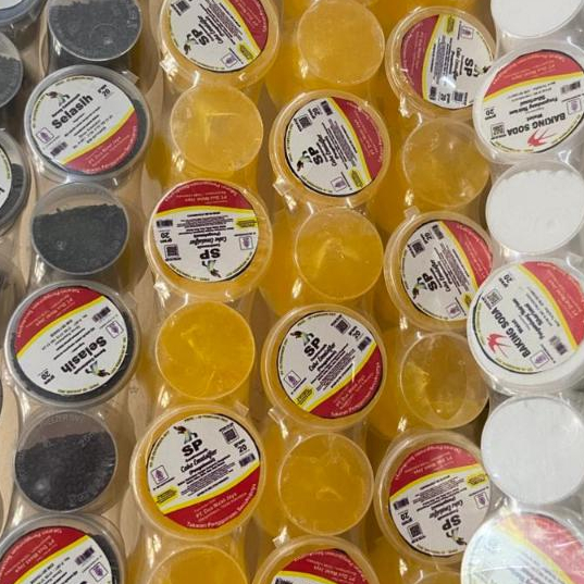 Cendrawasih- Baking Powder20gr / SP20gr / Biji Selasih 20gr / Bahan Kue Lengkap - Cendrawasih Baking