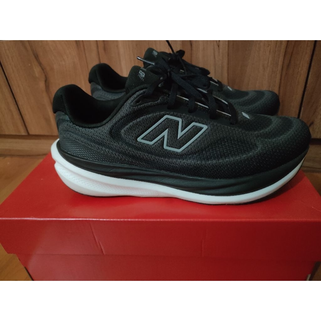 Sepatu Running New Balance 1080 v15 like new