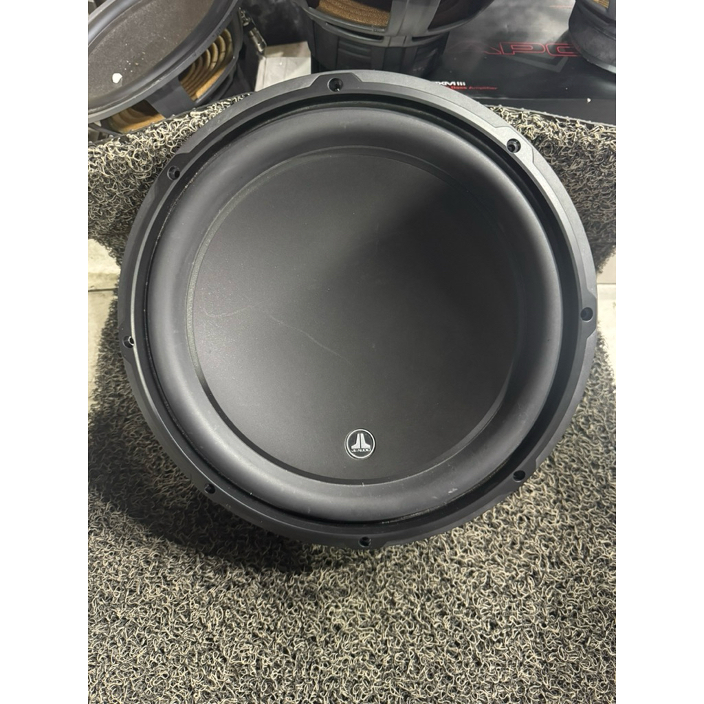 Sabwoofer JL Audio W3V3-4 12inch