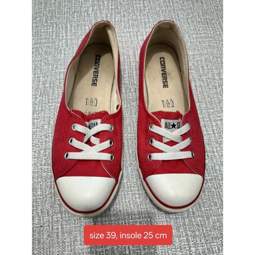 PL sepatu sneaker convers3 all star women merah sz 39 ins 25 cm no box