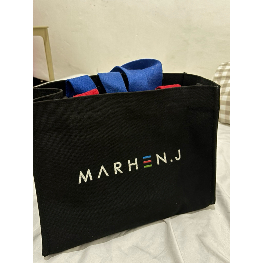 marhen j hand bag