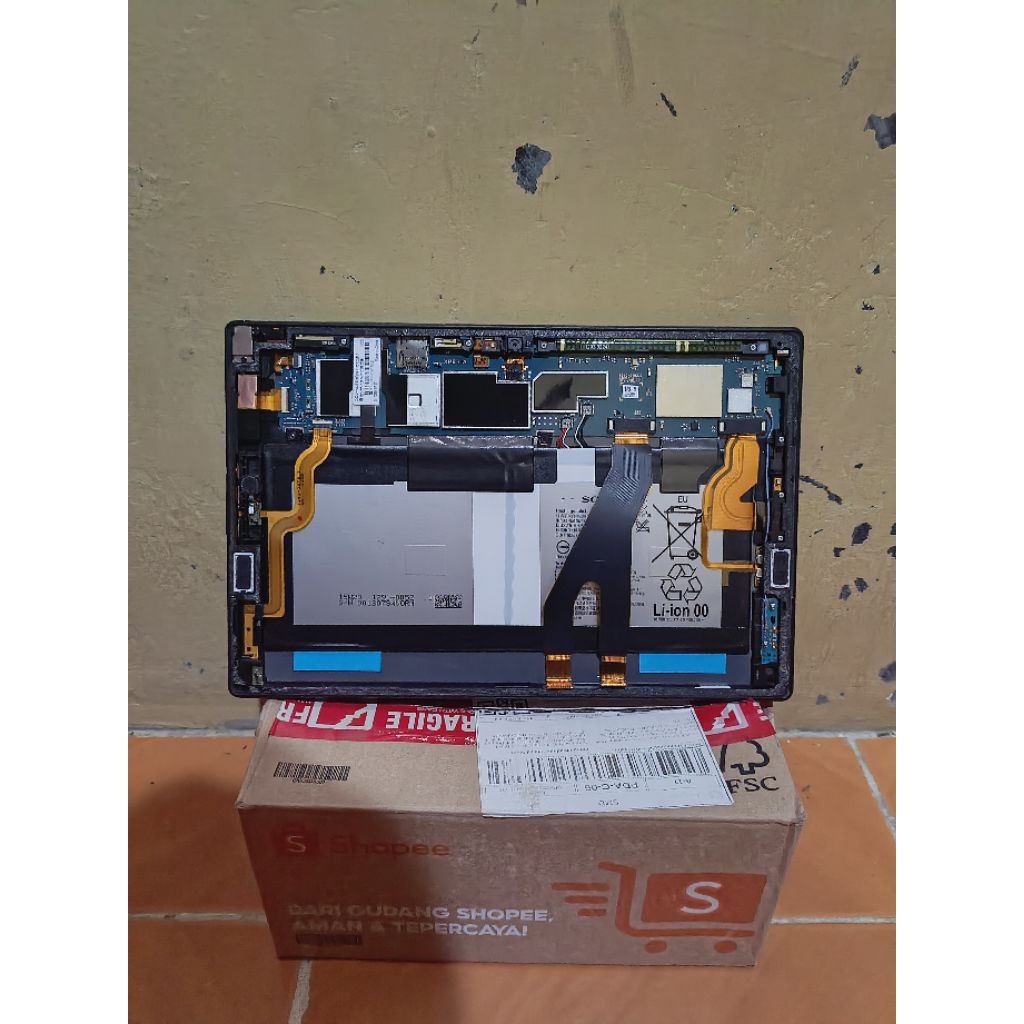 Sony Xperia Z4 Tablet second