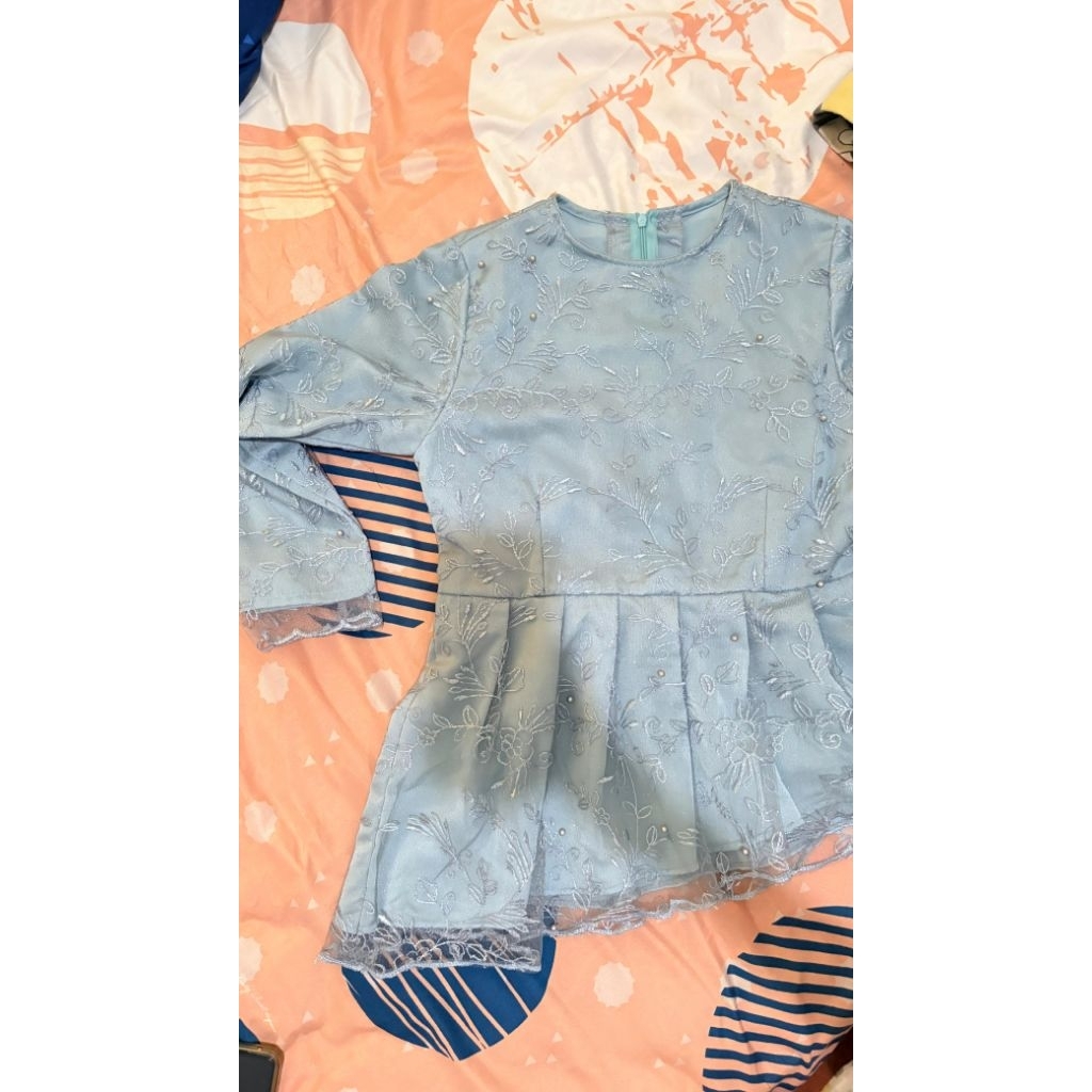 Preloved Kebaya biru muda