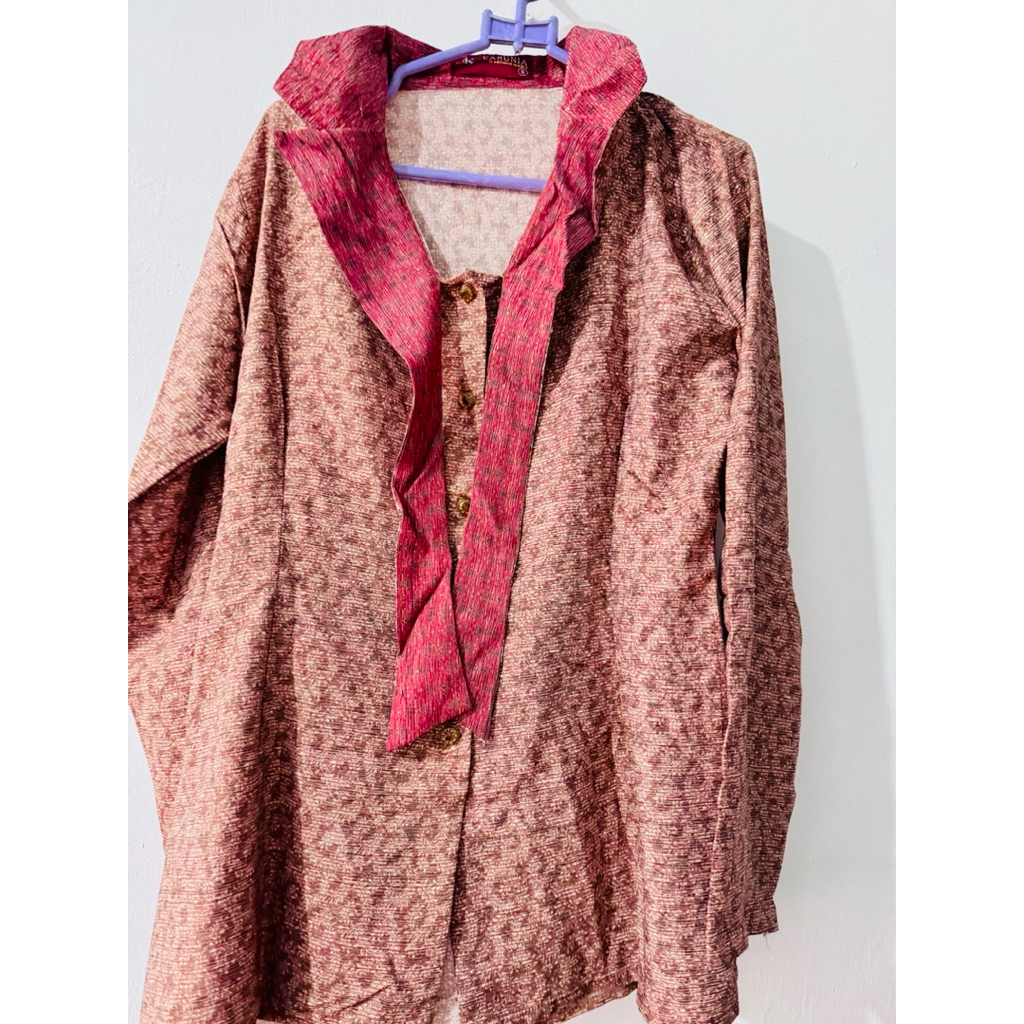 Blouse/Tunik batik wanita modern