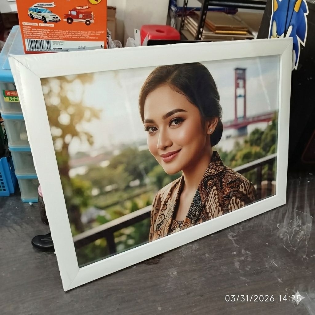 cetak foto A3 + frame KILAT EXPRESS
