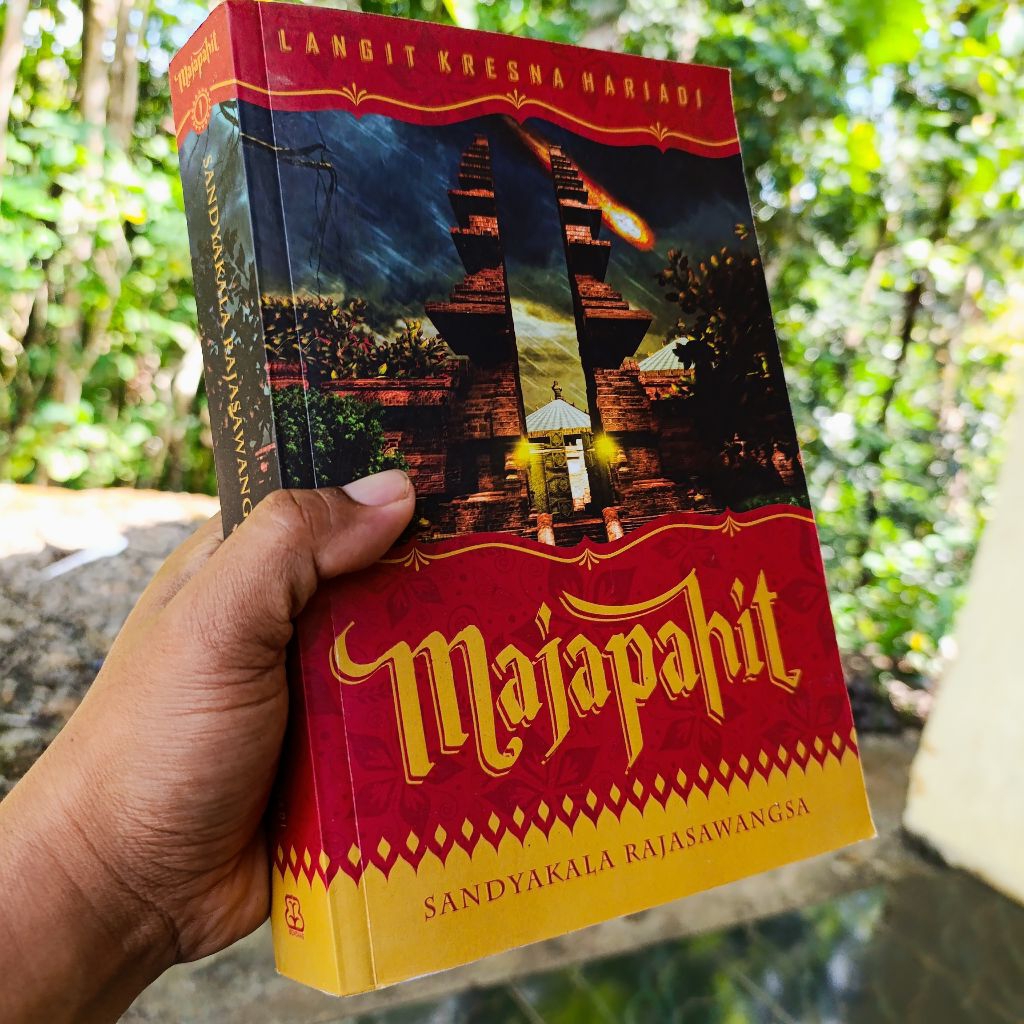 novel Majapahit sandyakala rajasawangsa - langit kresna hariadi original