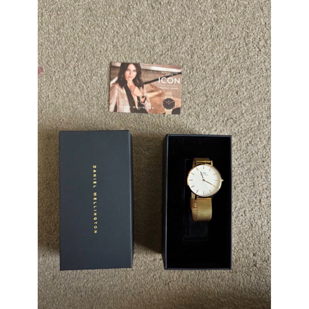 Preloved Daniel Wellington Watch