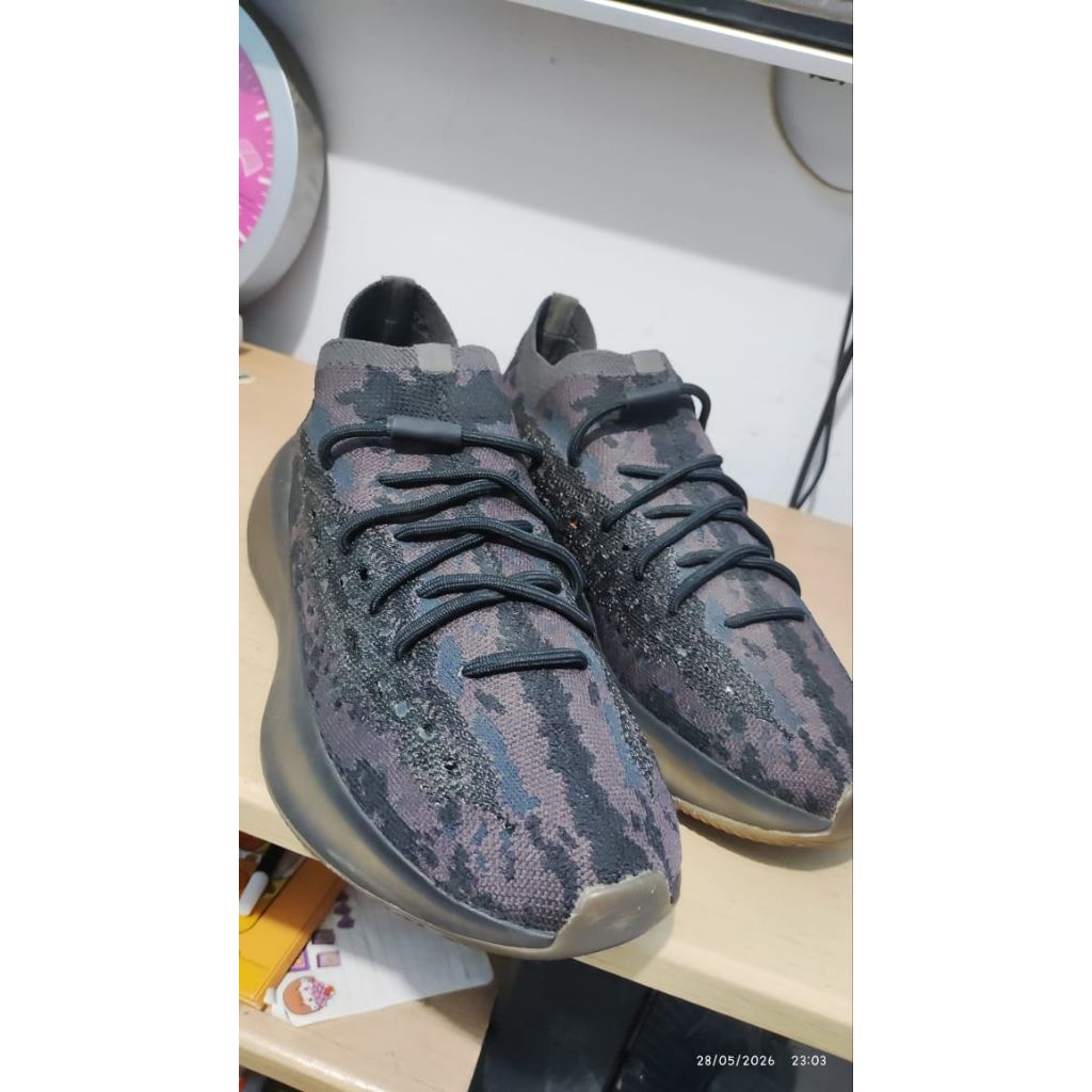 adidas yeezy boost 380° size 44