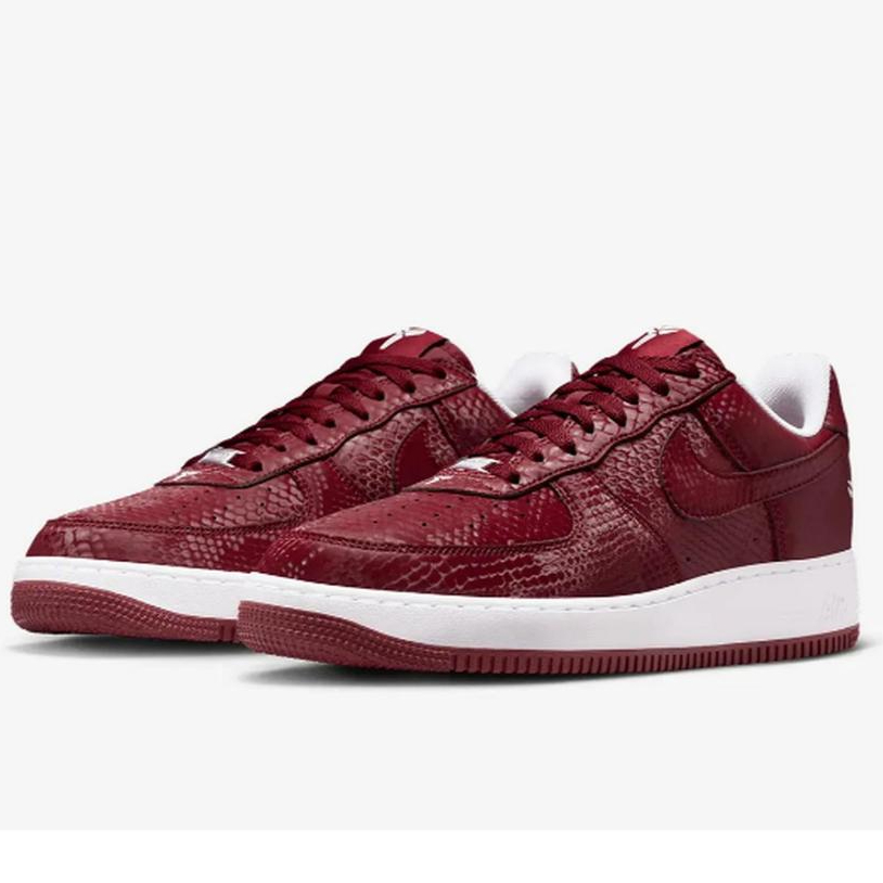 Sepatu Basket Pria Nike Kobe Bryant Air Force 1 Low Lower Merion High Away IB0018-600