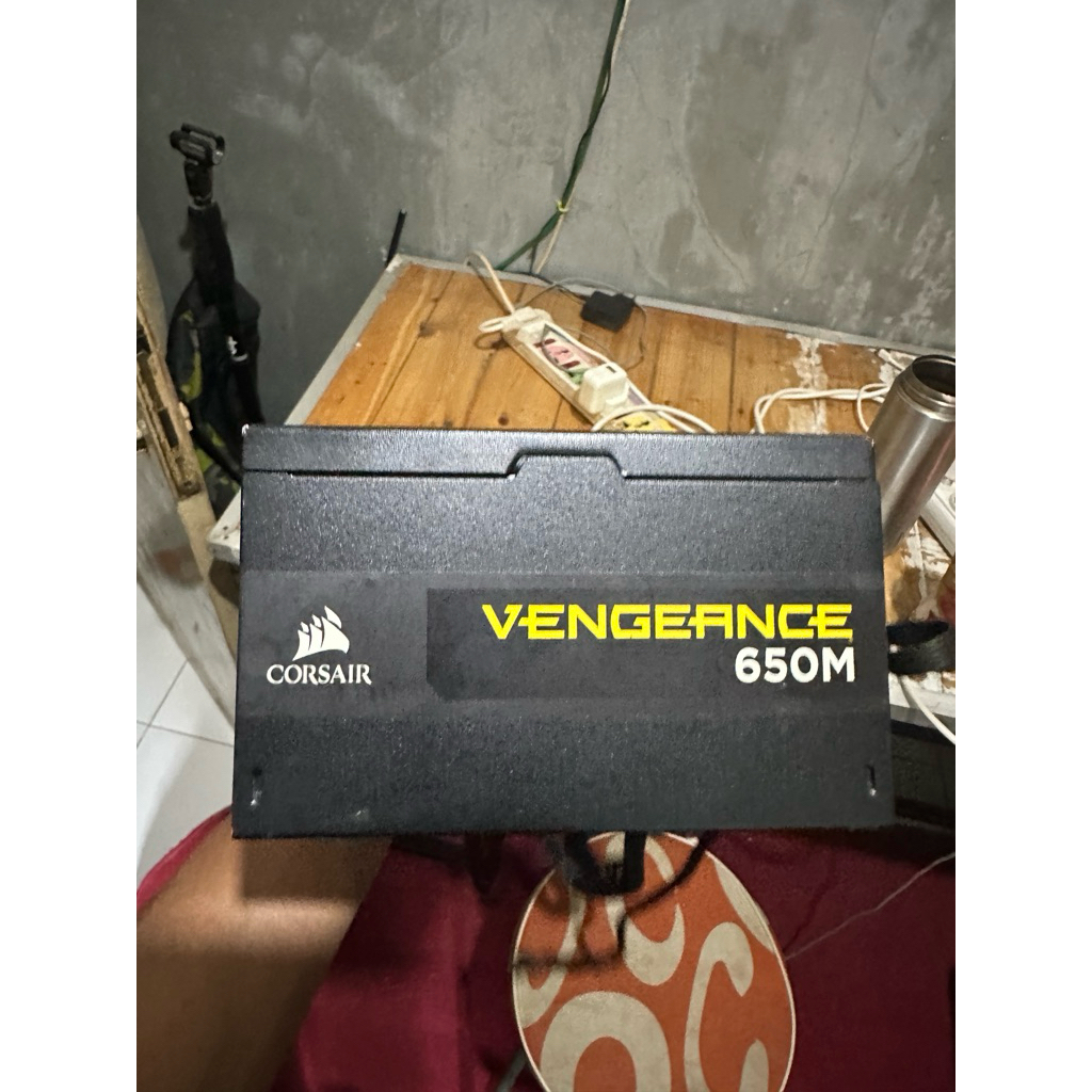 PSU CORSAIR VENGEANCE 650M