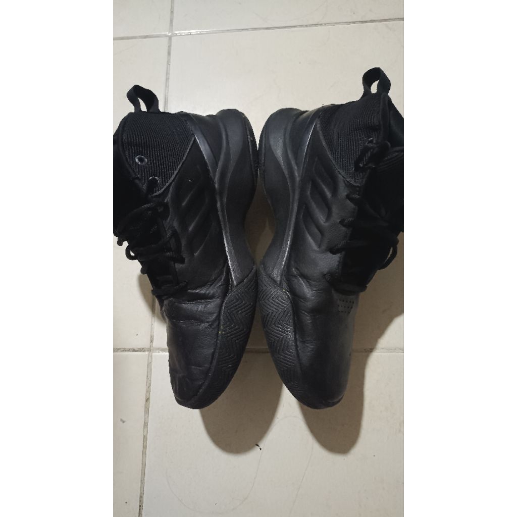 sepatu second casual ADIDAS Leather Black 41 26