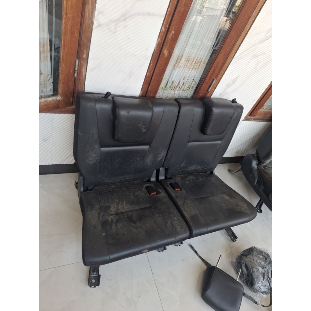 Jok Baris 3 Belakang Xpander Cross Original