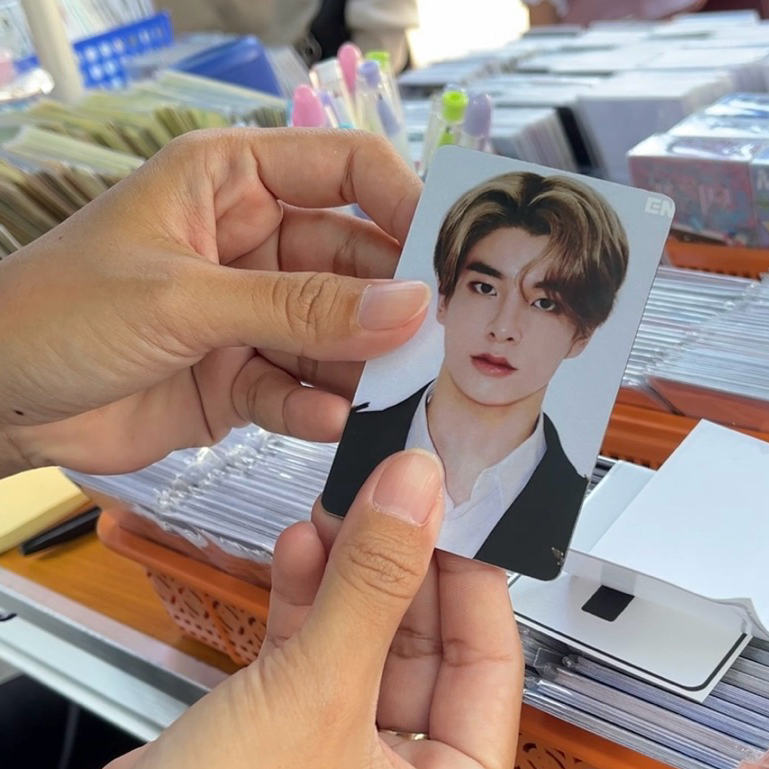 Stiker Garskin Kartu ATM E Money Flazz Tapcash E Toll - KPOP Stiker Garskin Kartu ATM E Money Flazz 
