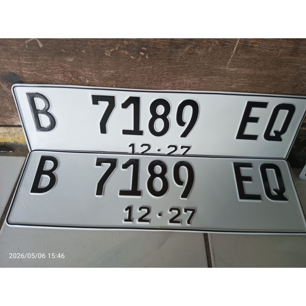 Plat mobil font baru