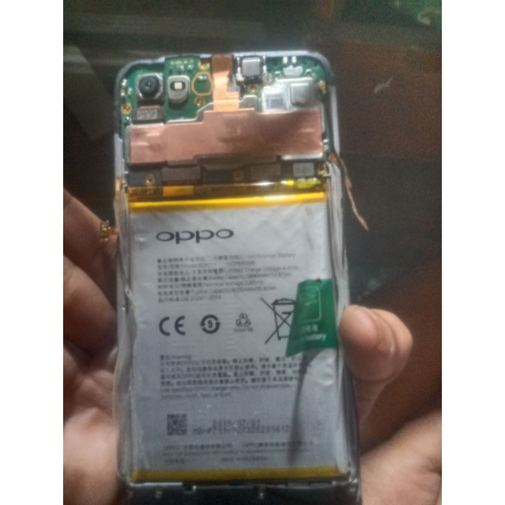 mesin+batrai oppo A3s minus lcd